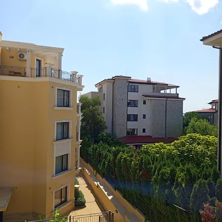 Hrizantema Horizontm Lejlighed